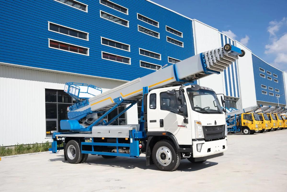 合江出租云梯车高空作业车 建筑垃圾搬运