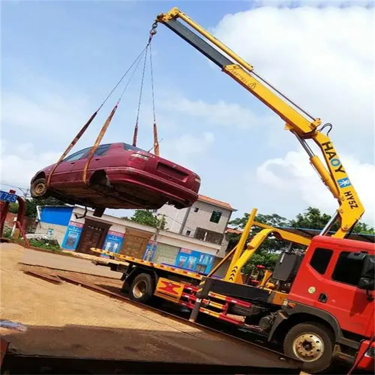 合江吊车吊汽车的正确方法